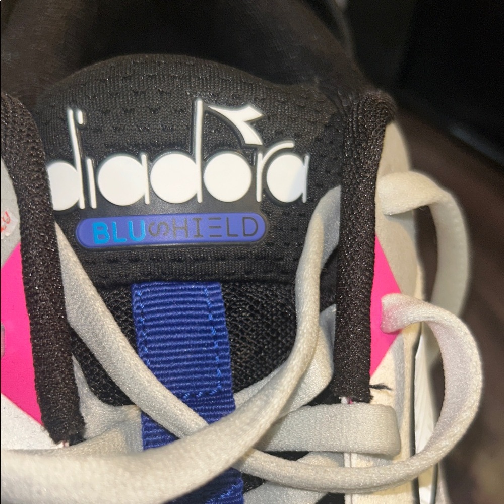 DIADORA MYTHOS BLUSHIELD VIGORE 3 Running Shoes EUC~SIZE 13 - Picture 12 of 12